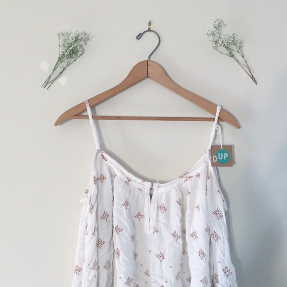 URBAN OUTFITTERS OFF THE SHOULDER BLOUSR - Picture 2 of 3